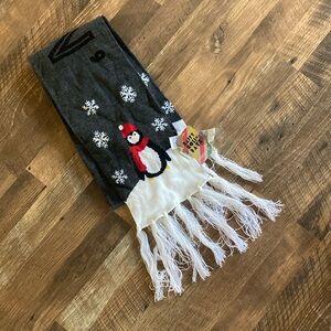 Forever 21 penguin scarf